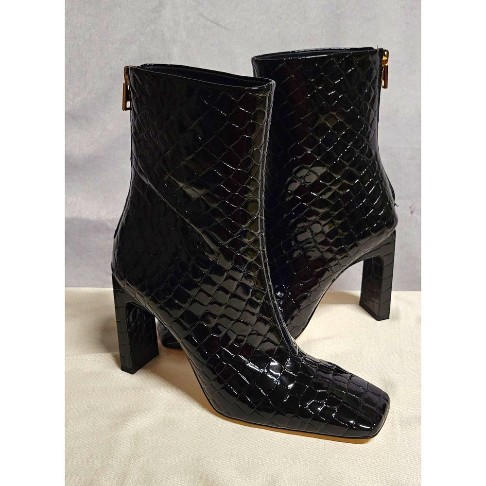 Good American Black Leather Croc Embossed Bootie Square Toe Zip Block Heel 7